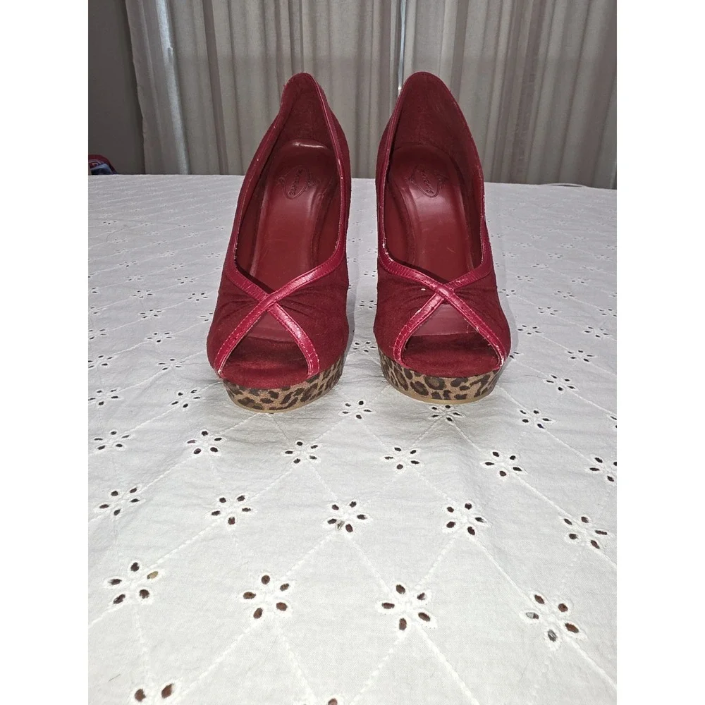 Max Rave Y2k Women's Red Peep Toe Platform Heels Leopard Print Block Size 7